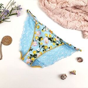 LARGE {Victoria's Secret} Blue Lace Panty